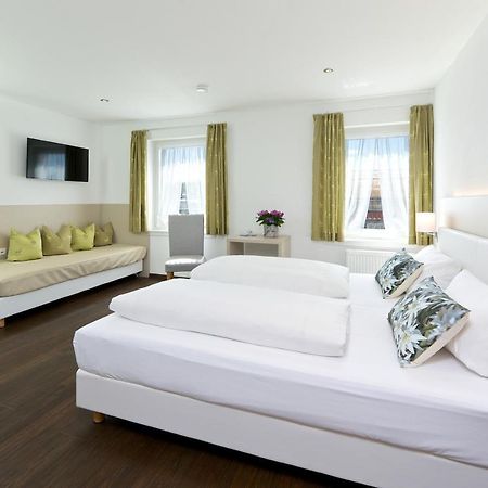 Hotel Bayerischer Hof Lindenberg im Allgäu Esterno foto