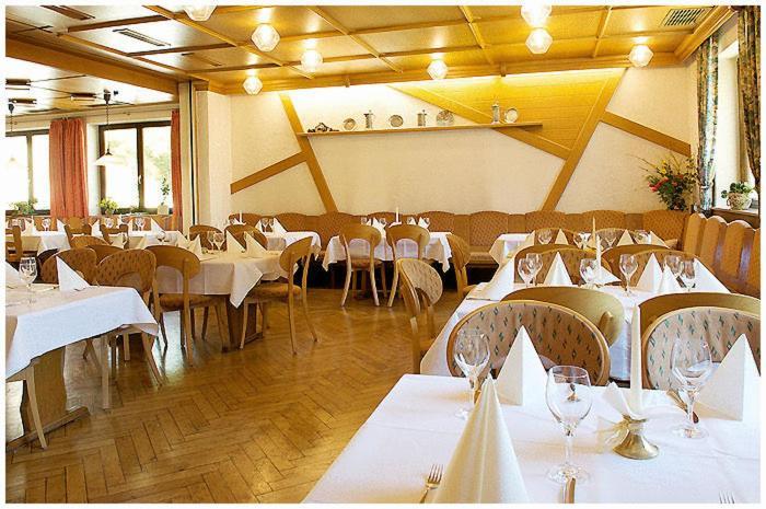 Hotel Bayerischer Hof Lindenberg im Allgäu Esterno foto