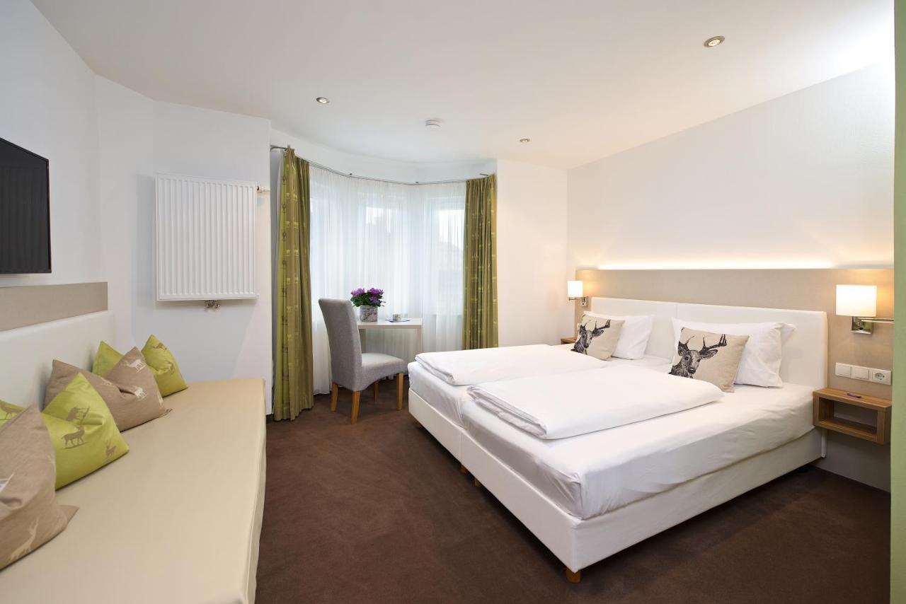 Hotel Bayerischer Hof Lindenberg im Allgäu Esterno foto